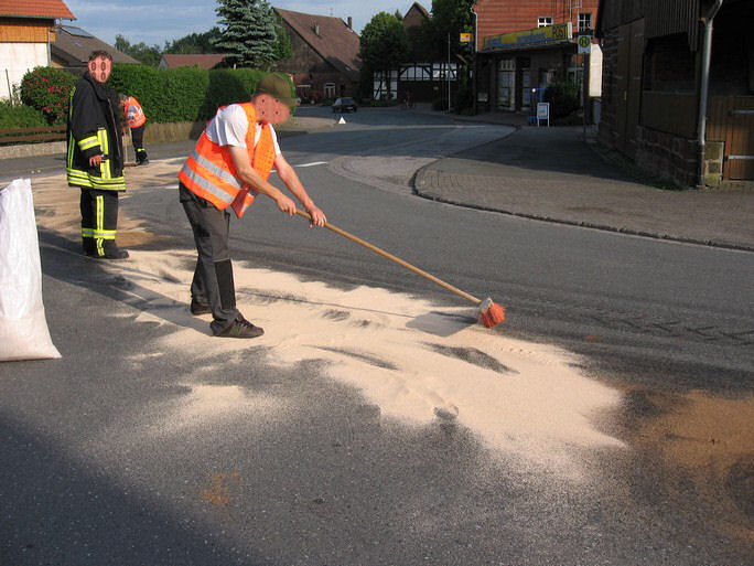 Oelbindemittel für Wasser - GVZ LOGISTIKZENTRUM